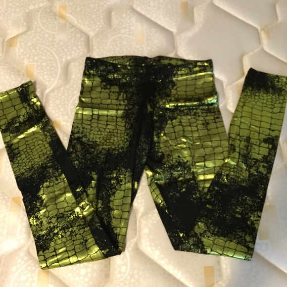 Blackmilk Dirty Yellow leggings in S