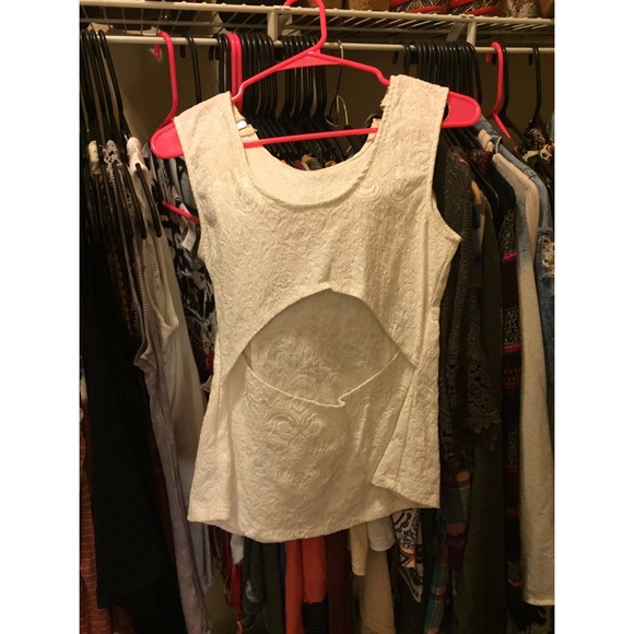 White structured blouse - Picture 2 of 2