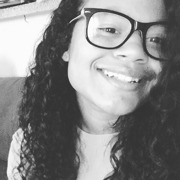 Meet your Posher, Alexandria