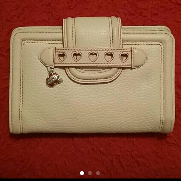 Brighton wallet