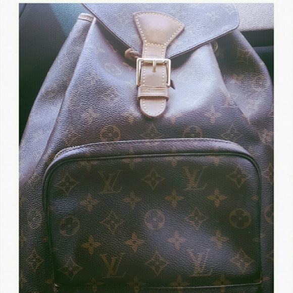 Backpack - Picture 3 of 3