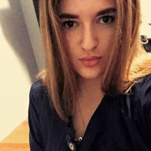 Meet your Posher, Emina