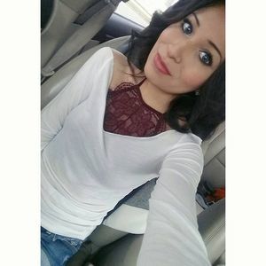 Meet your Posher, Vanessa