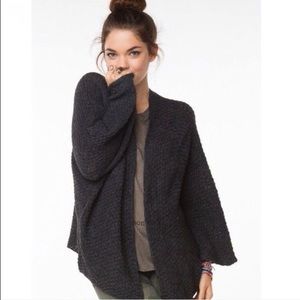 BRANDY MELVILLE black cardigan