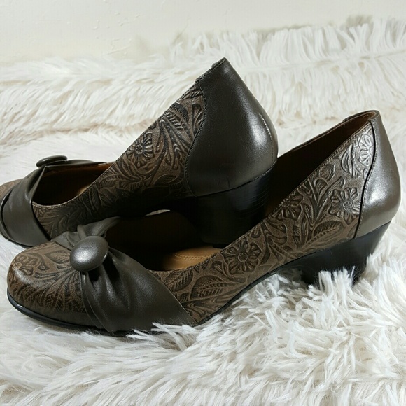 Michelle D Shoes - 🔴CLEARANCE🔴 ATTRACTIVE COMFY SHOES