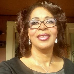 Meet your Posher, Carylon