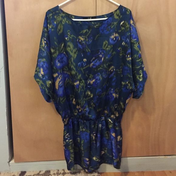 Forever 21 short sleeve top