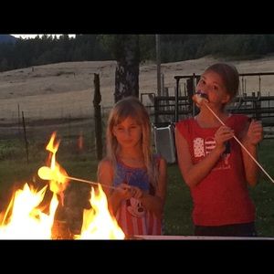 Meet your Posher, Valerie