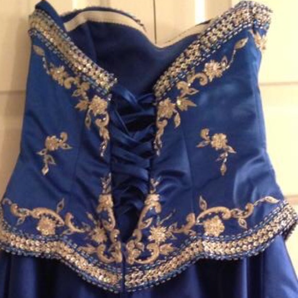 Prom Dress - Picture 3 of 4