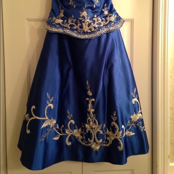 Prom Dress - Picture 4 of 4
