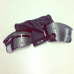 Like New Jet Black Oakley Flak Jacket Lens