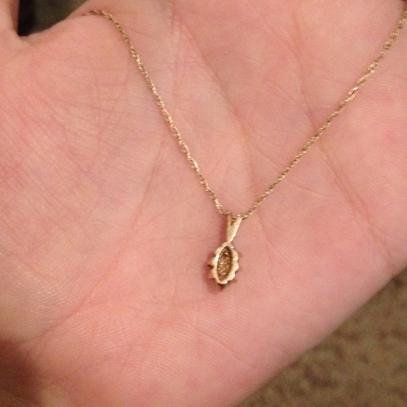 Ruby charm necklace - Picture 3 of 4