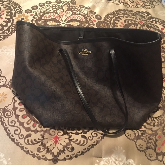 Brown coach tote bag!