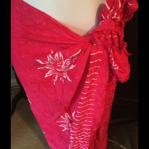 Pink sarong - Picture 2 of 2