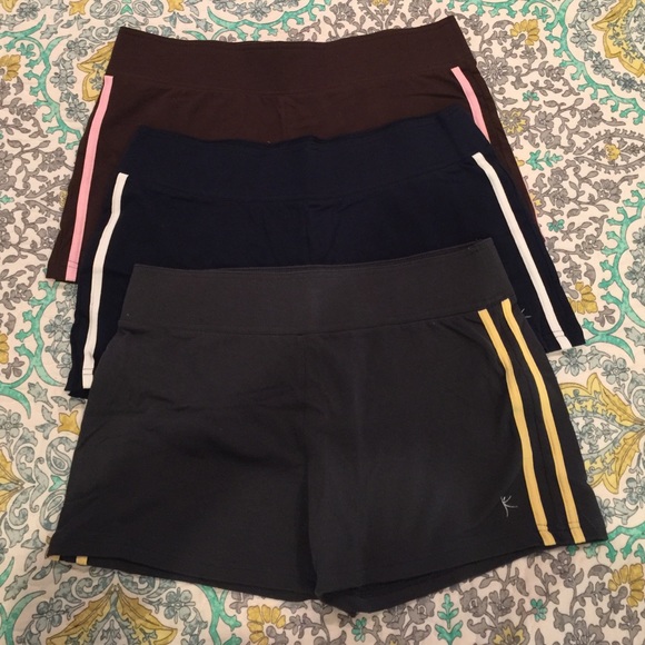 Size M(8/10) Danskin Now exercise/dance/yoga short