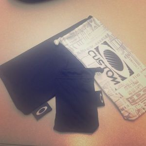 3 Oakley Sunglass Microbag