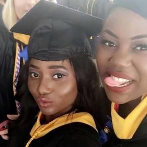 Meet your Posher, Grace