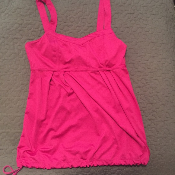 Fuschia workout top with built in bra!