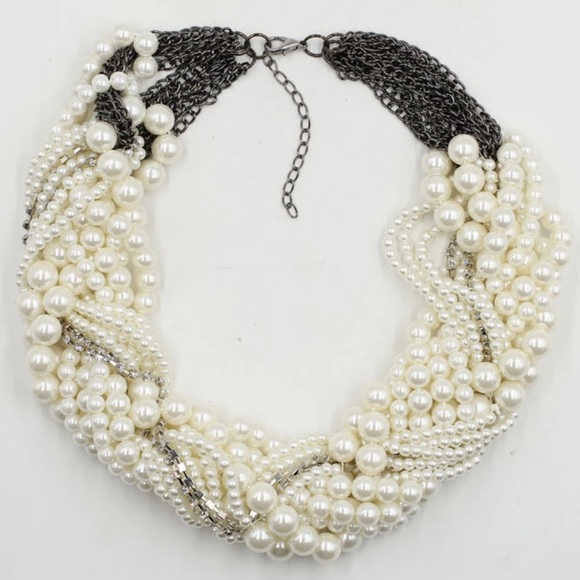 Pearl Statement Necklace (nwt)Last One - Picture 2 of 6