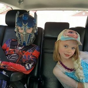 Meet your Posher, Lynde