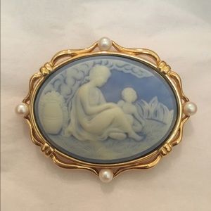 Ceramic cameo brooch