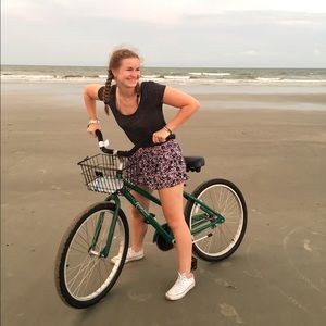 Meet your Posher, Reagan