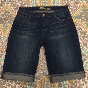 Old navy sweetheart denim Bermuda shorts