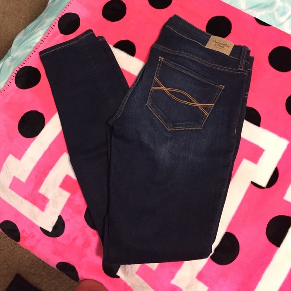 Abercrombie jeans size 6 short!