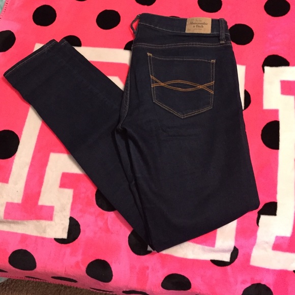 Abercrombie jeans super skinny size 6 short