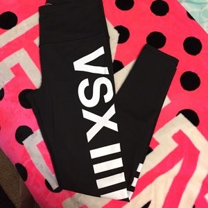 VS work out leggings medium!