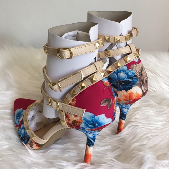 ‼️Final Price‼️〰HP〰•Floral Heels• - Picture 3 of 4