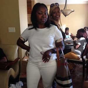 Meet your Posher, Cassandra