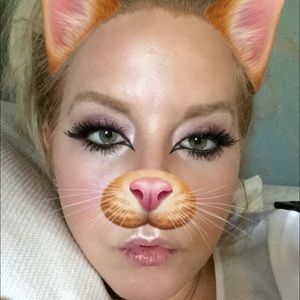 Meet your Posher, Jillian