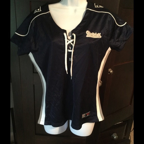 Patriots cheerleader top