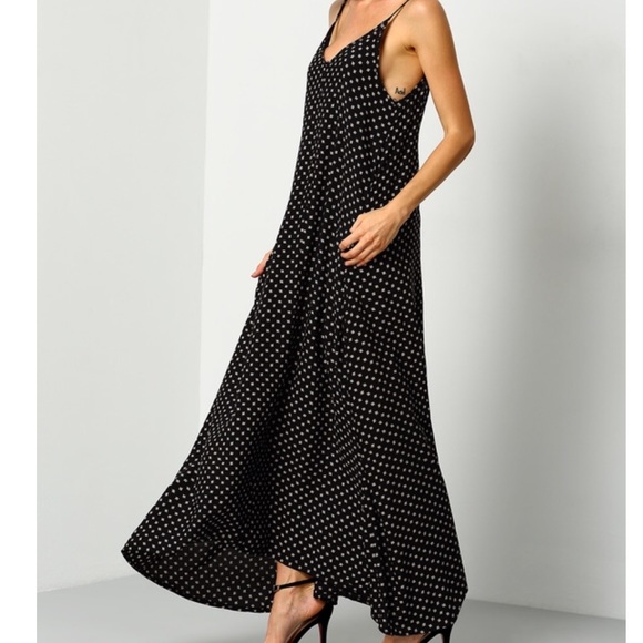 LAST ONE NWT Floral Black&Cream Maxi w/Pockets - Picture 4 of 4