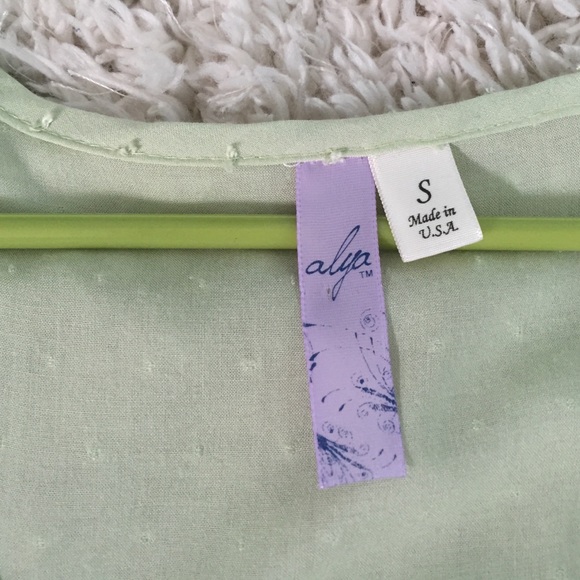Francesca's Collection Top - Picture 3 of 3