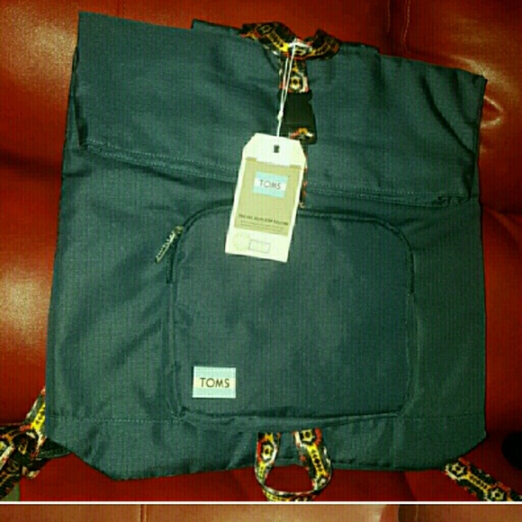 TOMS BLUE BACKPACk   price is firm last one!!