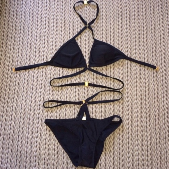 Bathing suit - Picture 2 of 2