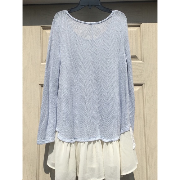 (SOLD) Blue long Sleeve tunic - Picture 2 of 4