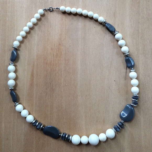Chunky Gray And White Beaded Necklace