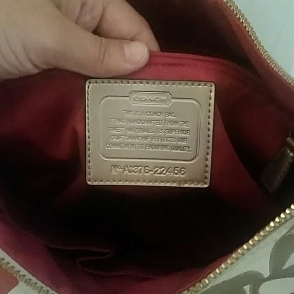 Coach purse - Picture 3 of 4