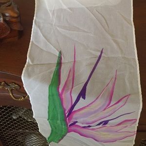 Vintage Accessories - REDUCED💞Vintage Birds of Paradise silky scarf🌷 Vintage Accessories - REDUCED💞Vintage Birds of Paradise silky scarf🌷