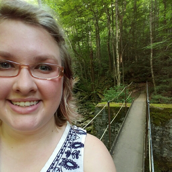 Meet your Posher, Meagan