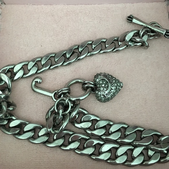 SUPER CUTE JUICY COUTURE NECKLACE!!