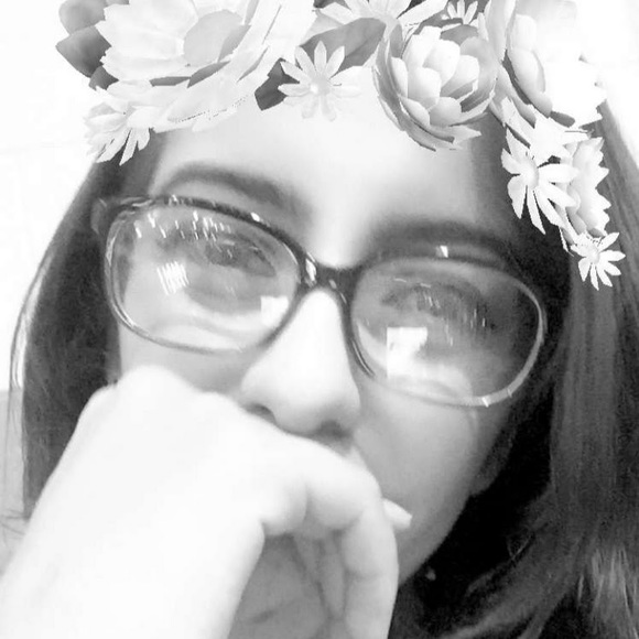 Meet your Posher, Bella - Picture 1 of 1