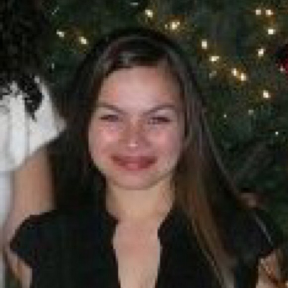 Meet your Posher, Pauline