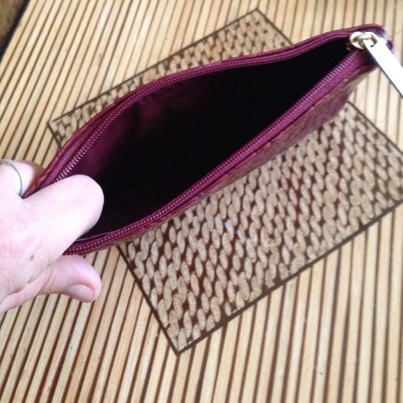Small Estée Lauder bag 🌟 FINAL MARKDOWN 🌟 - Picture 3 of 3