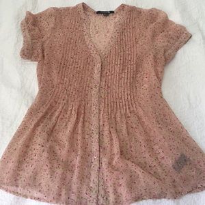 Very Cute flower blouse!