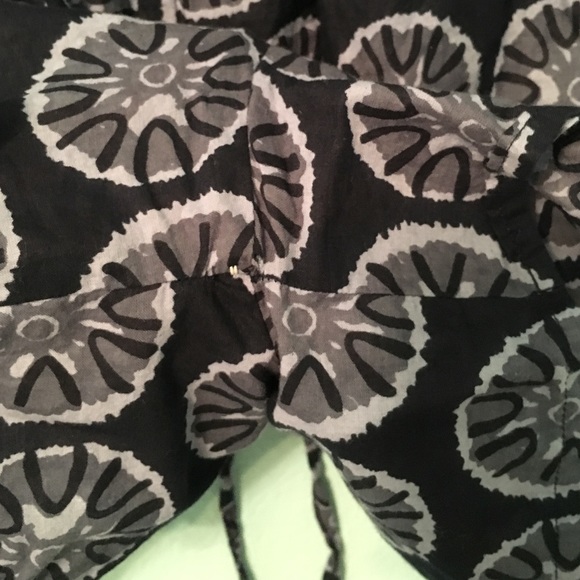 Patterned drawstring shorts - Picture 3 of 3
