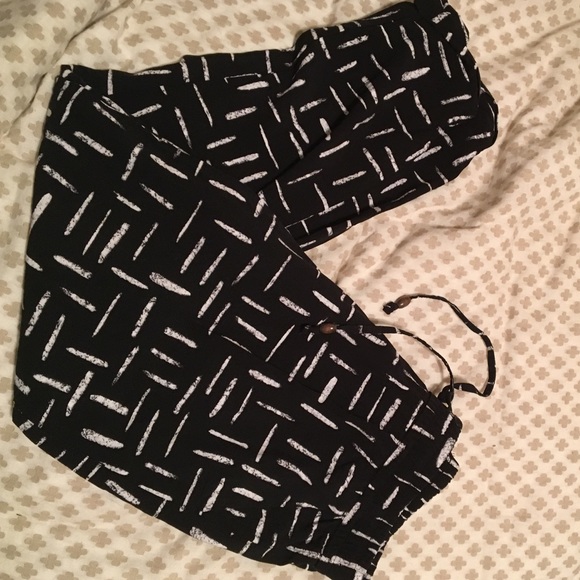 Ankle Length Lightweat Pants